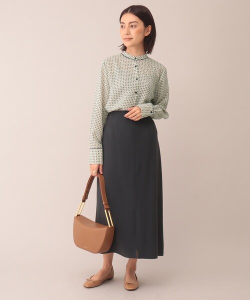 UNTITLED（アンタイトル）の「◆ネオンジオメ バンドカラーブラウス【洗える】（シャツ/ブラウス・レディース・ベージュ系その他4/ネイビー系・44/48/00/01/02/03/04）」の16枚目の写真