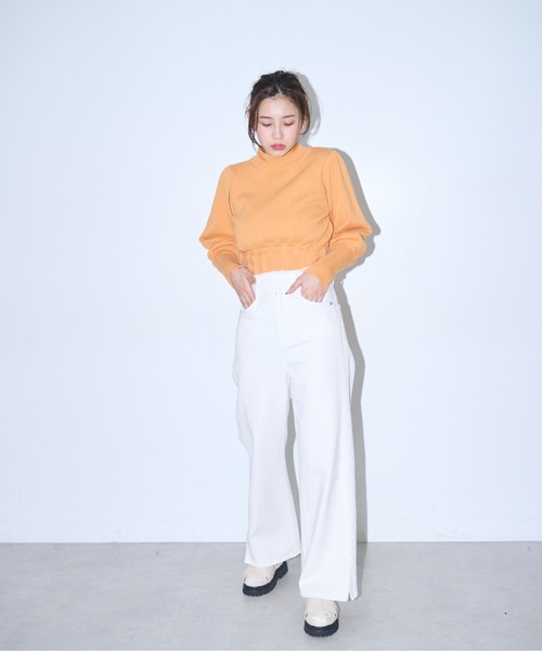 FREE'S MART（フリーズマート）の「【Sシリーズ対応】◆ウエスト断ち切りワイドデニムパンツ（デニムパンツ・レディース・ホワイト/オレンジ/ブルー・SMALL/MEDIUM/X-SMALL）」の4枚目の写真