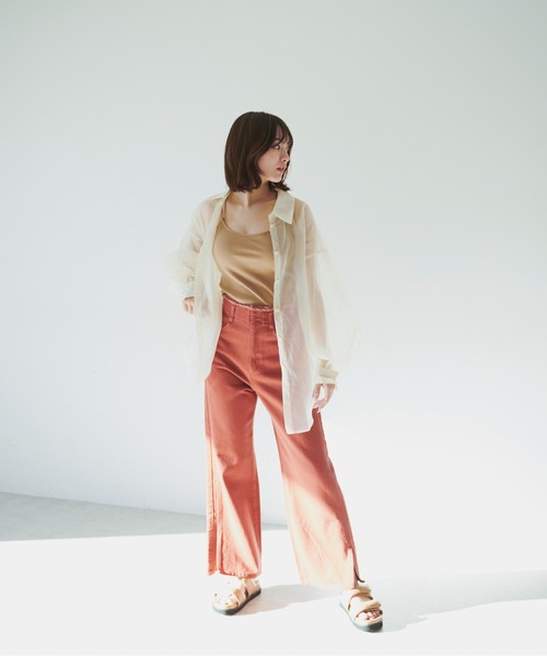 FREE'S MART（フリーズマート）の「【Sシリーズ対応】◆ウエスト断ち切りワイドデニムパンツ（デニムパンツ・レディース・ホワイト/オレンジ/ブルー・SMALL/MEDIUM/X-SMALL）」の9枚目の写真