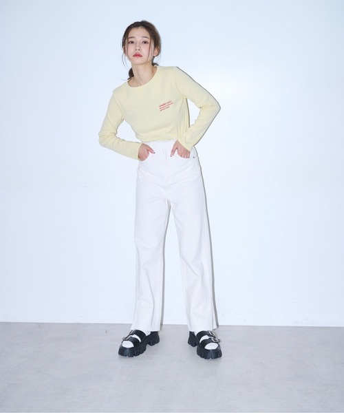 FREE'S MART（フリーズマート）の「【Sシリーズ対応】◆ウエスト断ち切りワイドデニムパンツ（デニムパンツ・レディース・ホワイト/オレンジ/ブルー・SMALL/MEDIUM/X-SMALL）」の5枚目の写真