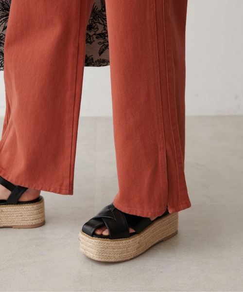 FREE'S MART（フリーズマート）の「【Sシリーズ対応】◆ウエスト断ち切りワイドデニムパンツ（デニムパンツ・レディース・ホワイト/オレンジ/ブルー・SMALL/MEDIUM/X-SMALL）」の18枚目の写真