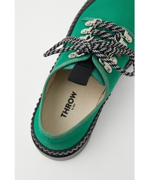 THROW by SLY(スローバイスライ)の「THROW NYLON CANVAS SNEAKER ナイロン キャンバス スニーカー(スニーカー・レディース・ブラック/グリーン・SMALL/MEDIUM/LARGE)」の5枚目の写真