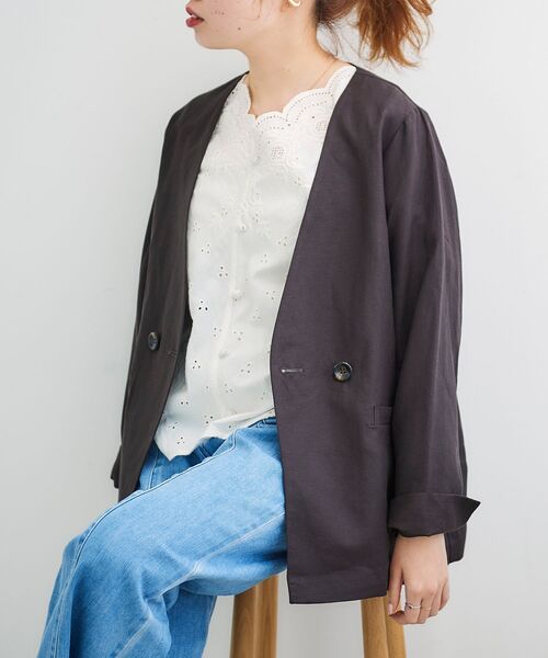 le.coeur blanc（ルクールブラン）の「イージーケア麻ノーカラージャケット（ノーカラージャケット・レディース・ベージュ/キャメル/ネイビー/ブラウン・38）」の11枚目の写真