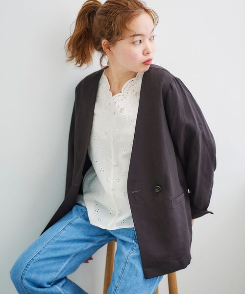 le.coeur blanc（ルクールブラン）の「イージーケア麻ノーカラージャケット（ノーカラージャケット・レディース・ベージュ/キャメル/ネイビー/ブラウン・38）」の12枚目の写真