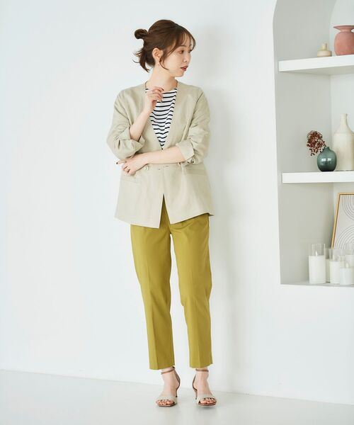 le.coeur blanc（ルクールブラン）の「イージーケア麻ノーカラージャケット（ノーカラージャケット・レディース・ベージュ/キャメル/ネイビー/ブラウン・38）」の22枚目の写真