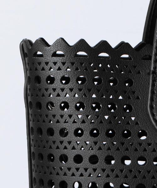 UNITED ARROWS（ユナイテッドアローズ）の「＜UNITED ARROWS＞カットワーク ミニ トートバッグ（トートバッグ・レディース・ライトグレー/ブラック・FREE）」の18枚目の写真