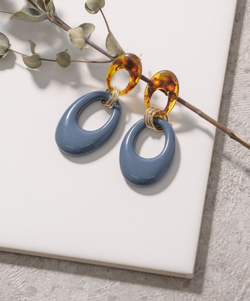 KATHARINE ROSS（キャサリンロス）の「【KATHARINE ROSS】オーバル2連ピアス（ピアス（両耳用）・レディース・ブラウン/グレー・MEDIUM）」の2枚目の写真