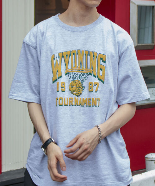 GLOSTER（グロスター）の「【GLOSTER/グロスター】立体プリント バスケットボールモチーフ ビッグシルエットTシャツ（Tシャツ/カットソー・メンズ・ホワイト/ブラック/アッシュグレー・MEDIUM/LARGE）」の3枚目の写真