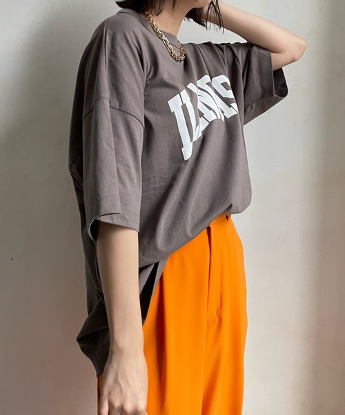 DouDou(ドゥドゥ)の「ILLINOIS 2WAY TEE(Tシャツ/カットソー・レディース・オフホワイト/グレー/チャコールグレー・FREE)」の17枚目の写真