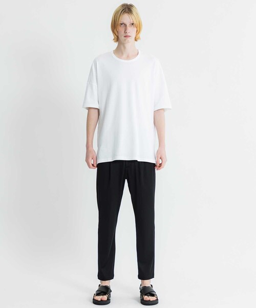 ATTACHMENT（アタッチメント）の「STUDIOUS別注 NEW DOLMAN SLEEVE S/S TEE（Tシャツ/カットソー・メンズ・ブラック/ホワイト/ダークグレー・3/1/2/4）」の4枚目の写真