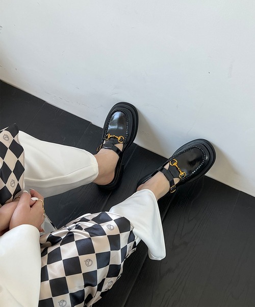 me+em select（ミームセレクト）の「チャンキーソールビットローファーサボサンダル（サンダル・レディース・アイボリー/ブラック/グリーン・37/38/39）」の11枚目の写真