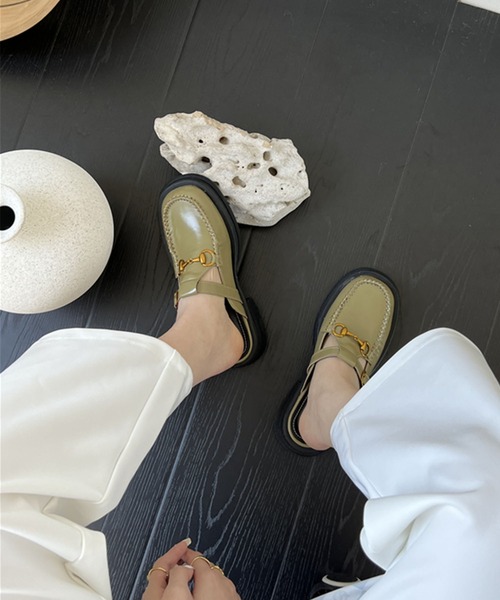 me+em select（ミームセレクト）の「チャンキーソールビットローファーサボサンダル（サンダル・レディース・アイボリー/ブラック/グリーン・37/38/39）」の15枚目の写真