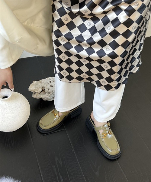 me+em select（ミームセレクト）の「チャンキーソールビットローファーサボサンダル（サンダル・レディース・アイボリー/ブラック/グリーン・37/38/39）」の16枚目の写真