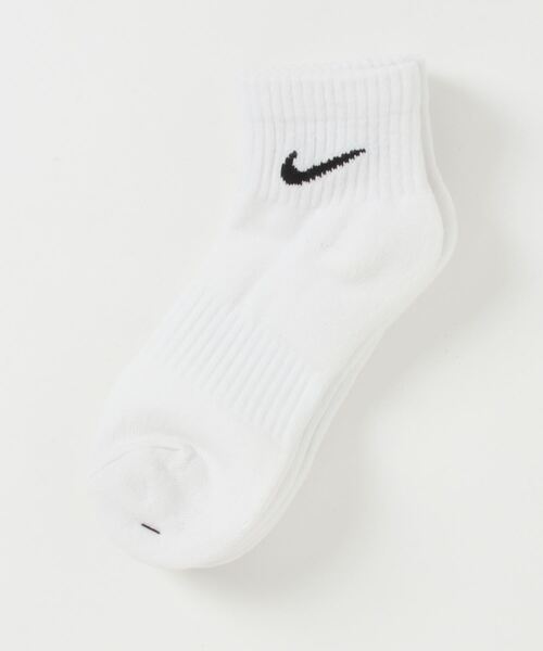 NIKE(ナイキ)の「NIKE/ナイキ 3Pエブリデイクッションクウォーターソックス(ソックス/靴下・レディース・ホワイト/ブラック・23)」の3枚目の写真
