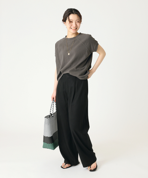 B.C STOCK(ベーセーストック)の「梨地ラグランTシャツ(Tシャツ/カットソー・レディース・ホワイト/ブラック/グリーン・FREE)」の4枚目の写真