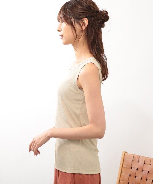 DRESKIP（ドレスキップ）の「◆【接触冷感】メランジタンクトップ（タンクトップ・レディース・ライトベージュ/オフホワイト/ブラック・02/03）」の5枚目の写真