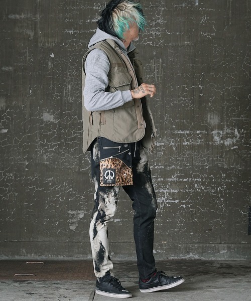 EGO TRIPPING(エゴトリッピング)の「mcg3091-EGO×PROPA M69 BODYARMOUR VEST ベスト(ベスト・メンズ・ベージュ/ブラック・46/48)」の12枚目の写真