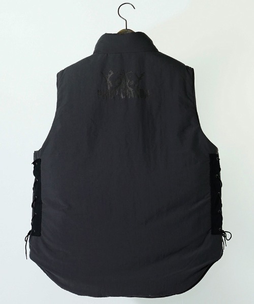 EGO TRIPPING(エゴトリッピング)の「mcg3091-EGO×PROPA M69 BODYARMOUR VEST ベスト(ベスト・メンズ・ベージュ/ブラック・46/48)」の21枚目の写真