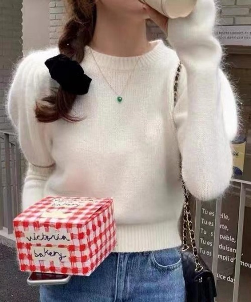 VIBGYOR(ヴィブジョー)の「【バーレスク】アームウォーマーセットモヘアライクニット(BQ)(ニット/セーター・レディース・ホワイト/ブラック/パープル/レッド/グリーン・MEDIUM)」の2枚目の写真