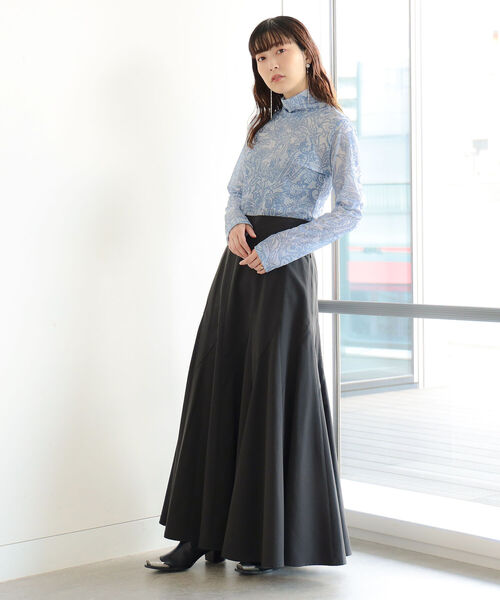 Ray BEAMS(レイビームス)の「RBS / シアー ペイズリー ハイネック カットソー(Tシャツ/カットソー・レディース・クリーム/ブルー系その他2・ONE SIZE)」の5枚目の写真