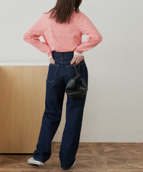 VANNIE U（ヴァニーユー）の「ストレートデニムパンツ（デニムパンツ・レディース・ネイビー/ブラック・FREE/S）」の2枚目の写真