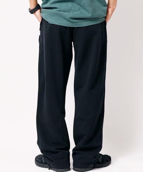REIGNING CHAMP(レイニングチャンプ)の「REIGNING CHAMP/レイニングチャンプ RELAXED SWEATPANT スウェットパンツ(スウェットパンツ・メンズ・ブラック/グレー・L/M/XL)」の4枚目の写真