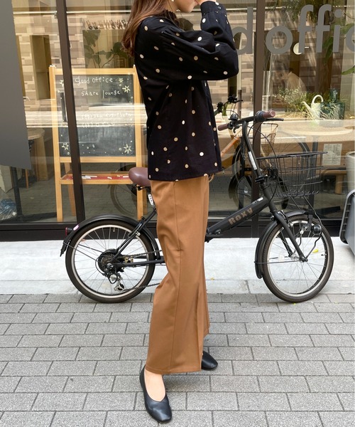 Meli rich(メリーリッチ)の「可愛さ満点。コーデュロイランダムドットブラウス(シャツ/ブラウス・レディース・ブラック/グレイッシュベージュ/テラコッタ・M/L)」の14枚目の写真