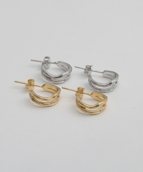 Geel(ギール)の「Geel/ダブルライン ハーフフープピアス(ピアス(両耳用)・レディース・シルバー/ゴールド・FREE)」の4枚目の写真