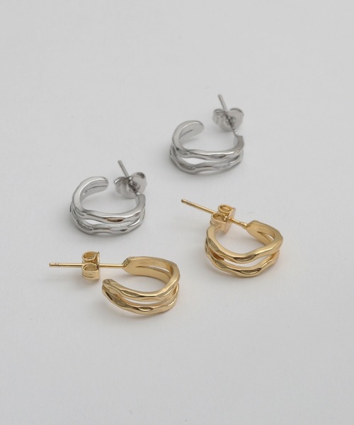 Geel(ギール)の「Geel/ダブルライン ハーフフープピアス(ピアス(両耳用)・レディース・シルバー/ゴールド・FREE)」の5枚目の写真