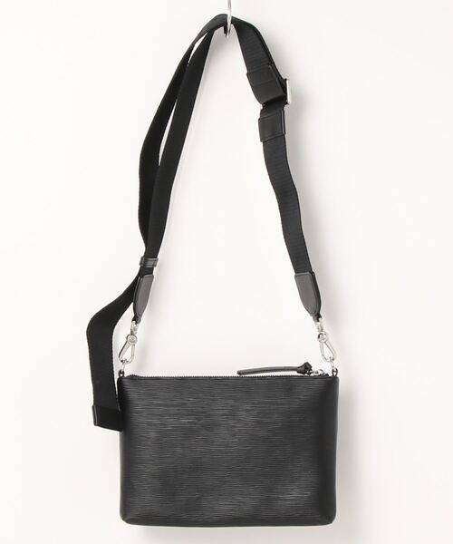 Vivienne Westwood(ヴィヴィアンウエストウッド)の「43030093-S000E-LADOUBLE POUCH CROSSBODY(ボディバッグ/ウエストポーチ・レディース・ブラック・FREE)」の4枚目の写真