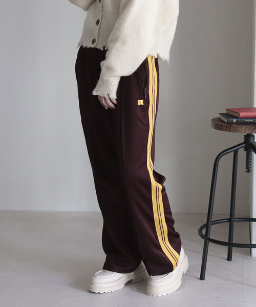 fredy emue（フレディエミュ）の「【RUSSELL ATHLETIC/ラッセル アスレチック】CLASSIC JERSEY TRACK PANTS（その他パンツ・レディース・ブラック/ブラウン/ブルー・L）」の7枚目の写真