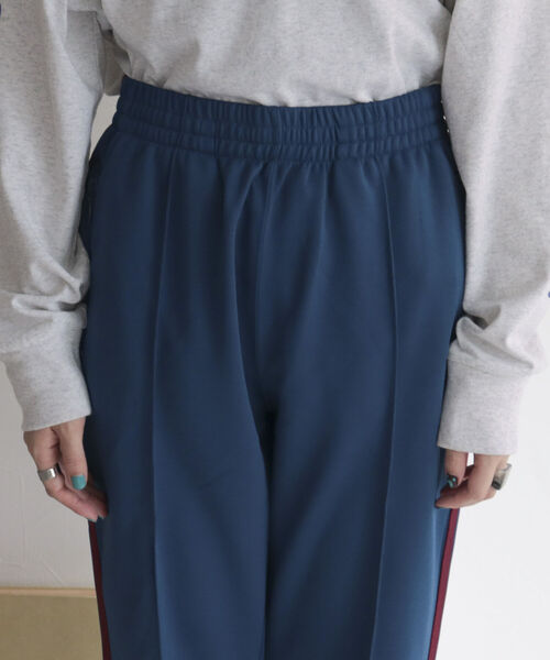 fredy emue（フレディエミュ）の「【RUSSELL ATHLETIC/ラッセル アスレチック】CLASSIC JERSEY TRACK PANTS（その他パンツ・レディース・ブラック/ブラウン/ブルー・L）」の18枚目の写真