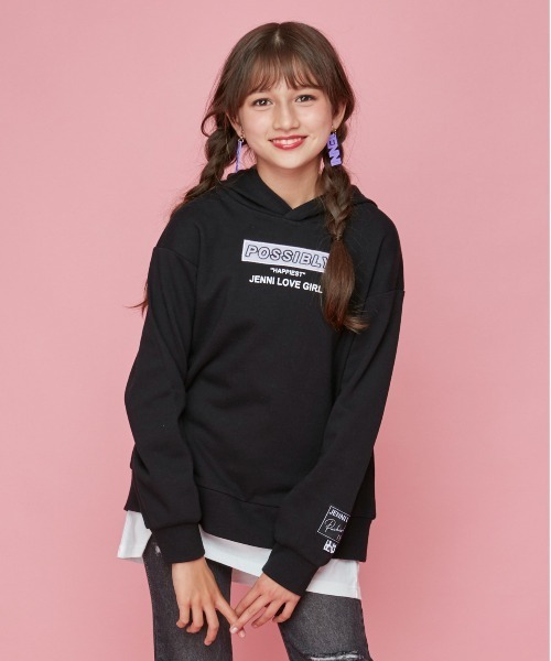 JENNI love（ジェニィラブ）の「ボアロゴレイヤード風ロング丈パーカー（パーカー・キッズ・グリーン/サックスブルー/ブラック・130cm/140cm/150cm/160cm）」の2枚目の写真