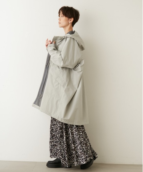 HELLY HANSEN（ヘリーハンセン）の「【emmi×HELLY HANSEN】RAINCOVER FOR FP（その他アウター・レディース・ライトグレー・LARGE/MEDIUM）」の5枚目の写真
