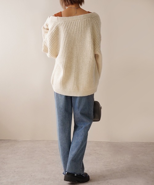 IAMUSE（アイアミューズ）の「ざっくりオーバーサイズニットカーディガン S0803【IAMUSE】（カーディガン/ボレロ・レディース・アイボリー/ブルー/ブラウン/グリーン・FREE）」の6枚目の写真