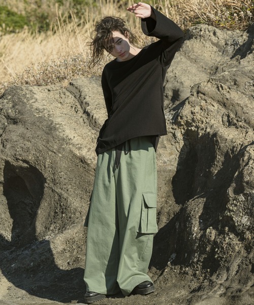 CASPER JOHN（キャスパージョン）の「Flare arm long T-shirts/ フレアアームロンT（Tシャツ/カットソー・メンズ・ホワイト/ブラウン/グレイッシュベージュ/ブラック・SMALL/MEDIUM/LARGE）」の8枚目の写真