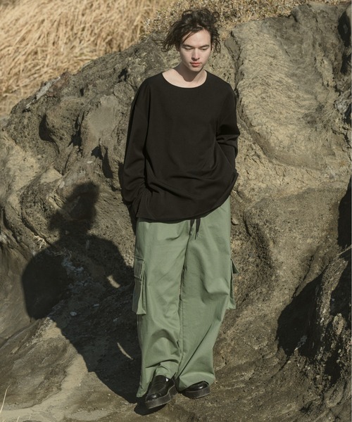 CASPER JOHN（キャスパージョン）の「Flare arm long T-shirts/ フレアアームロンT（Tシャツ/カットソー・メンズ・ホワイト/ブラウン/グレイッシュベージュ/ブラック・SMALL/MEDIUM/LARGE）」の11枚目の写真