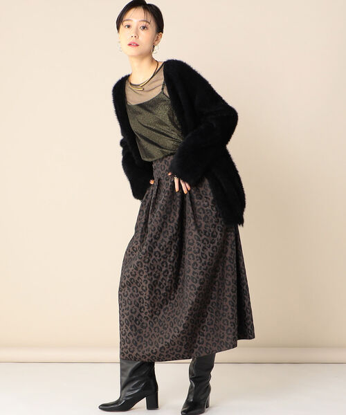 Rie Miller（リエミラー）の「フェザーヤーンZipカーディガン（カーディガン/ボレロ・レディース・ブラック/アイボリー・38）」の11枚目の写真