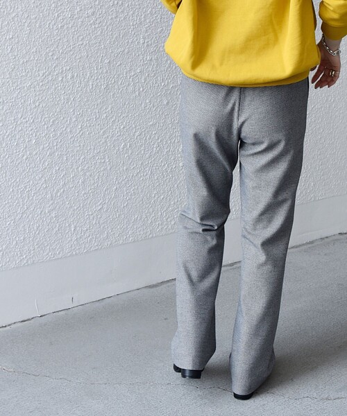 SHIPS any（シップス エニィ）の「SHIPS any:〈ウォッシャブル〉ピンタック セミフレア イージー チェック フルレングス パンツ◇（その他パンツ・レディース・チャコールグレー・36/38）」の20枚目の写真