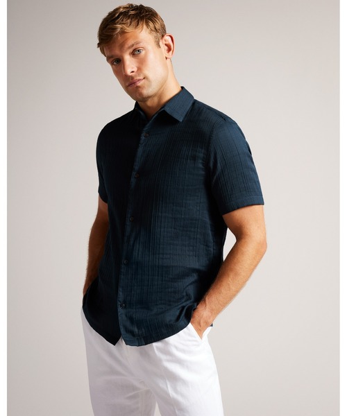 Ted Baker（テッドベーカー）の「DAGMAR 半袖 シーサッカー シャツ 