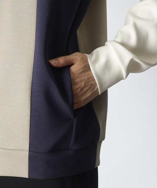 THE SHOP TK （ザ ショップ ティーケー ）の「◆【コーデのメインとしても、ジャケットのインナーにもおすすめ】ダンボールプルパーカ（パーカー・メンズ・オフホワイト/ライトグレー/ベージュ系その他2/イエロー/ホワイト系7/ネイビー・03/01/02/04）」の14枚目の写真