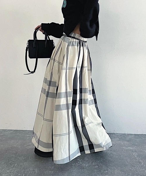 PAGEBOY（ページボーイ）の「BIGチェックフレアスカート（スカート・レディース・ブラック/オフホワイト・FREE）」の12枚目の写真