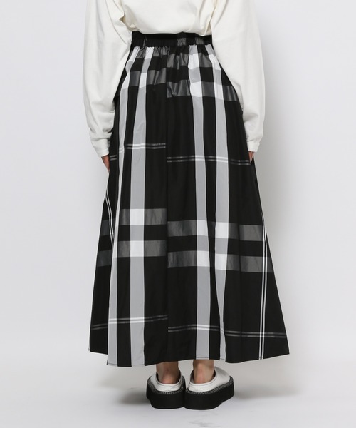 PAGEBOY（ページボーイ）の「BIGチェックフレアスカート（スカート・レディース・ブラック/オフホワイト・FREE）」の22枚目の写真
