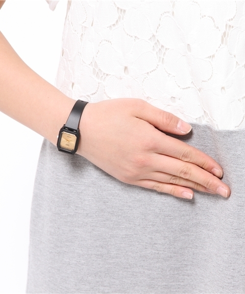 CASIO(カシオ)の「【CASIO】ANALOG(アナログ腕時計・レディース・ゴールド/ブラック・FREE)」の3枚目の写真