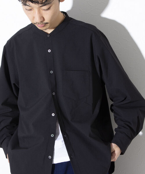 GLOSTER（グロスター）の「【GLOSTER/グロスター】Quick DRY バンドカラーシャツ ノーカラー ワイドフィット（シャツ/ブラウス・メンズ・キナリ/ブラック/グレイッシュブルー・S/M/L）」の3枚目の写真