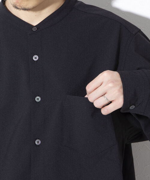 GLOSTER（グロスター）の「【GLOSTER/グロスター】Quick DRY バンドカラーシャツ ノーカラー ワイドフィット（シャツ/ブラウス・メンズ・キナリ/ブラック/グレイッシュブルー・S/M/L）」の11枚目の写真