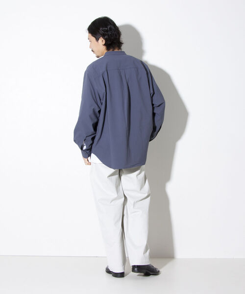 GLOSTER（グロスター）の「【GLOSTER/グロスター】Quick DRY バンドカラーシャツ ノーカラー ワイドフィット（シャツ/ブラウス・メンズ・キナリ/ブラック/グレイッシュブルー・S/M/L）」の17枚目の写真