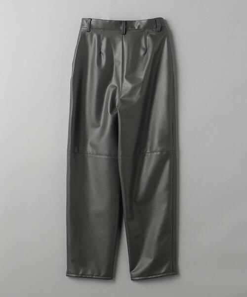 BEAUTY&YOUTH UNITED ARROWS（ビューティーアンドユースユナイテッドアローズ）の「フェイクレザーストレートパンツ -ウォッシャブル-（その他パンツ・レディース・ブラック/ダークグレー・S/M）」の13枚目の写真