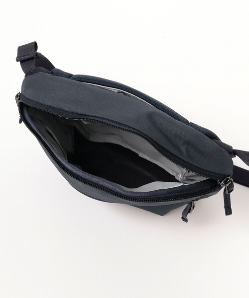 ARC'TERYX（アークテリクス）の「ARC'TERYX / MANTIS 2 Waist Pack（ショルダーバッグ・メンズ・グレー/ブラック/ネイビー/オレンジ/ライトグレー・ONE SIZE）」の13枚目の写真
