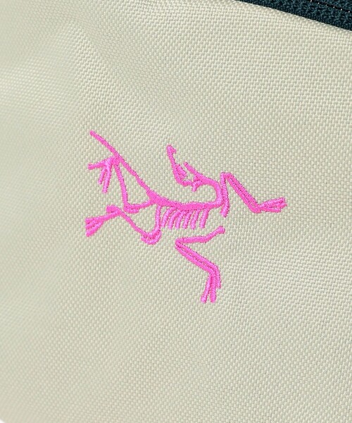 ARC'TERYX（アークテリクス）の「ARC'TERYX / MANTIS 2 Waist Pack（ショルダーバッグ・メンズ・グレー/ブラック/ネイビー/オレンジ/ライトグレー・ONE SIZE）」の17枚目の写真